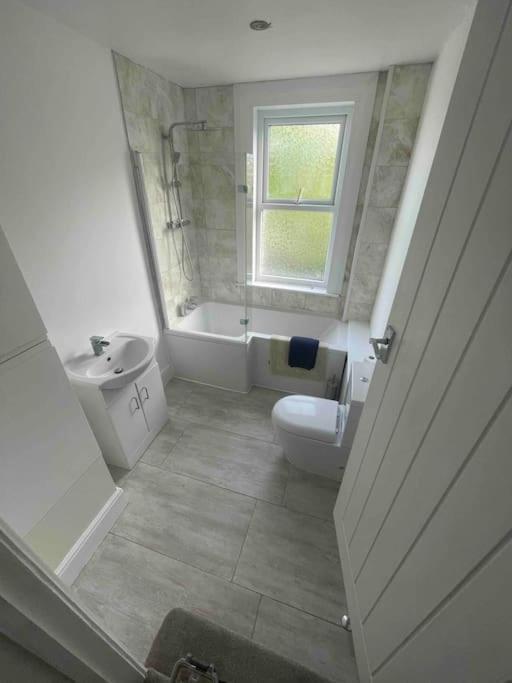 Modern 2 Bedroom Terraced House Дувр Екстер'єр фото